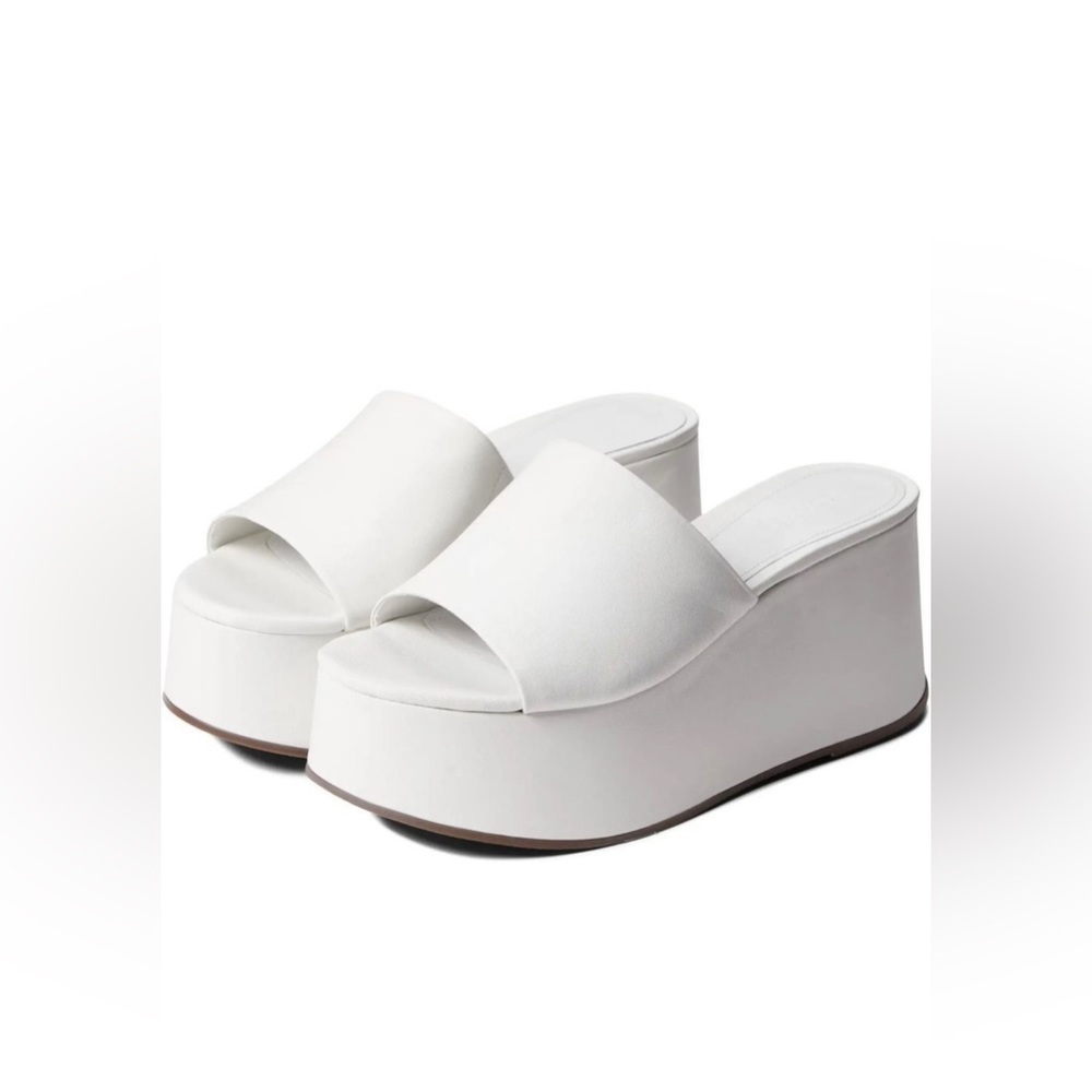 SCHUTZ White Platform Sandals